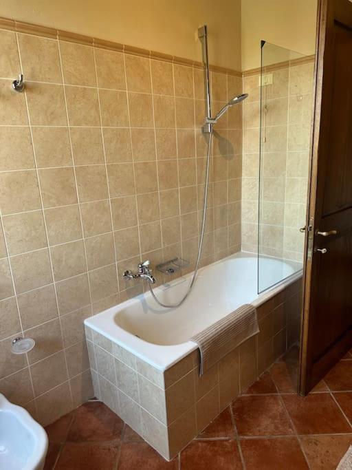 Cozy Home In Countryside Asciano Siena -Renovated! Экстерьер фото
